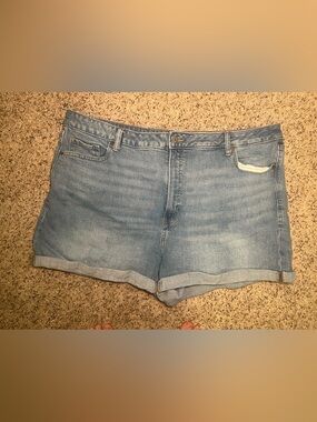 Old Navy Higher High-Rise OG Straight Jean Shorts